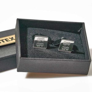 butoni-argint-personalizati-gravati-square