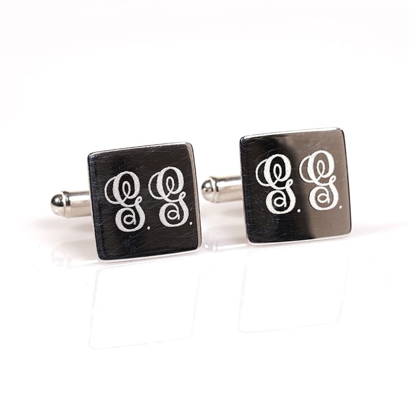 butoni-argint-personalizati-square